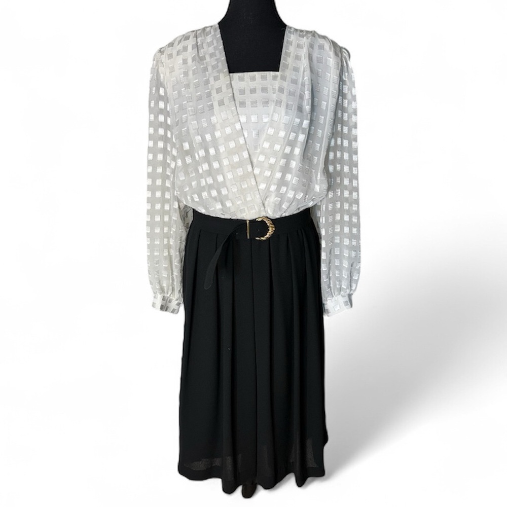 D’ALLAIRDS Vintage 80’s Dress Sheer Long Sleeves Shoulder Pads A-Line Large